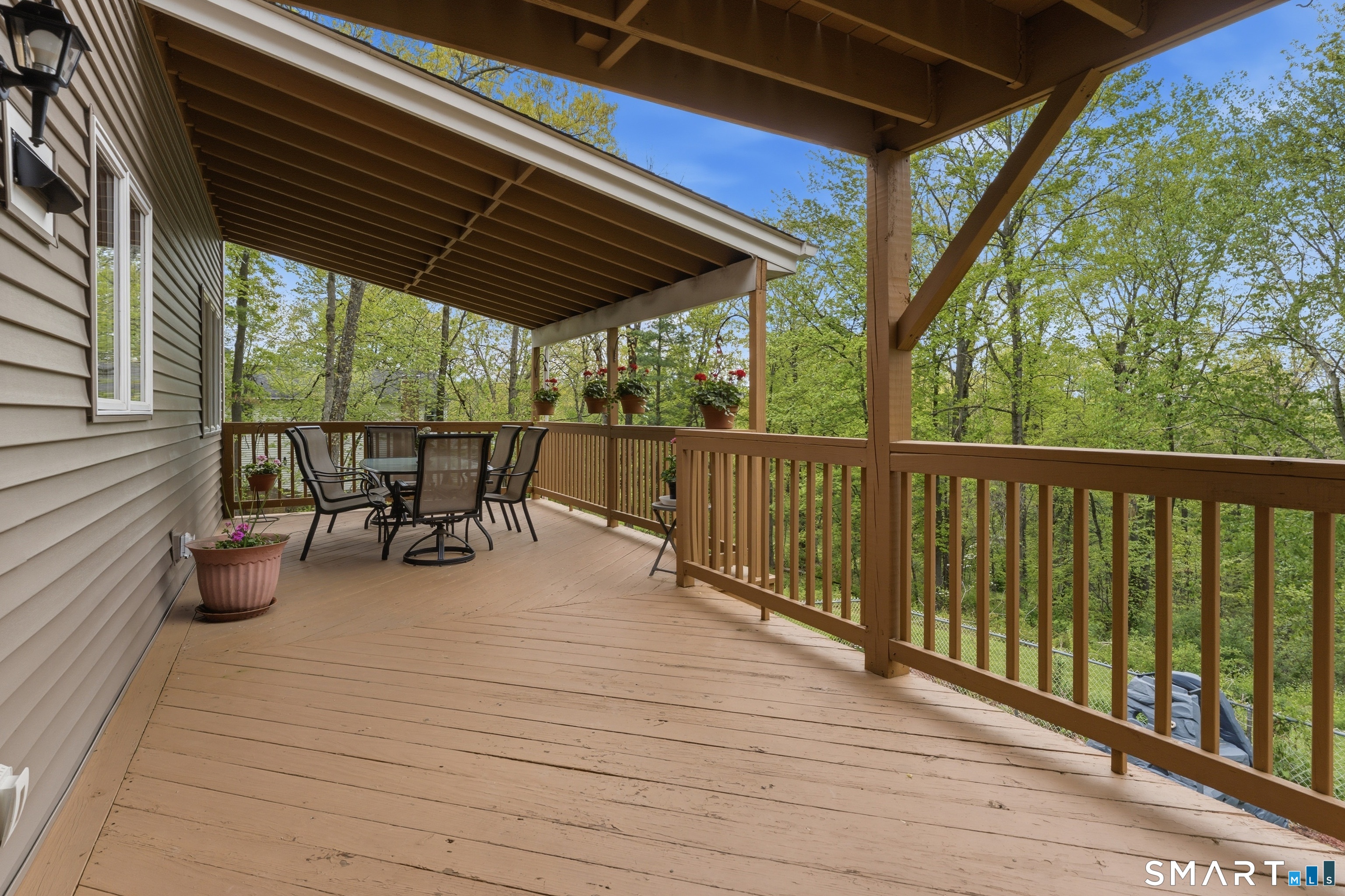 877 Newgate Road Suffield CT 06093