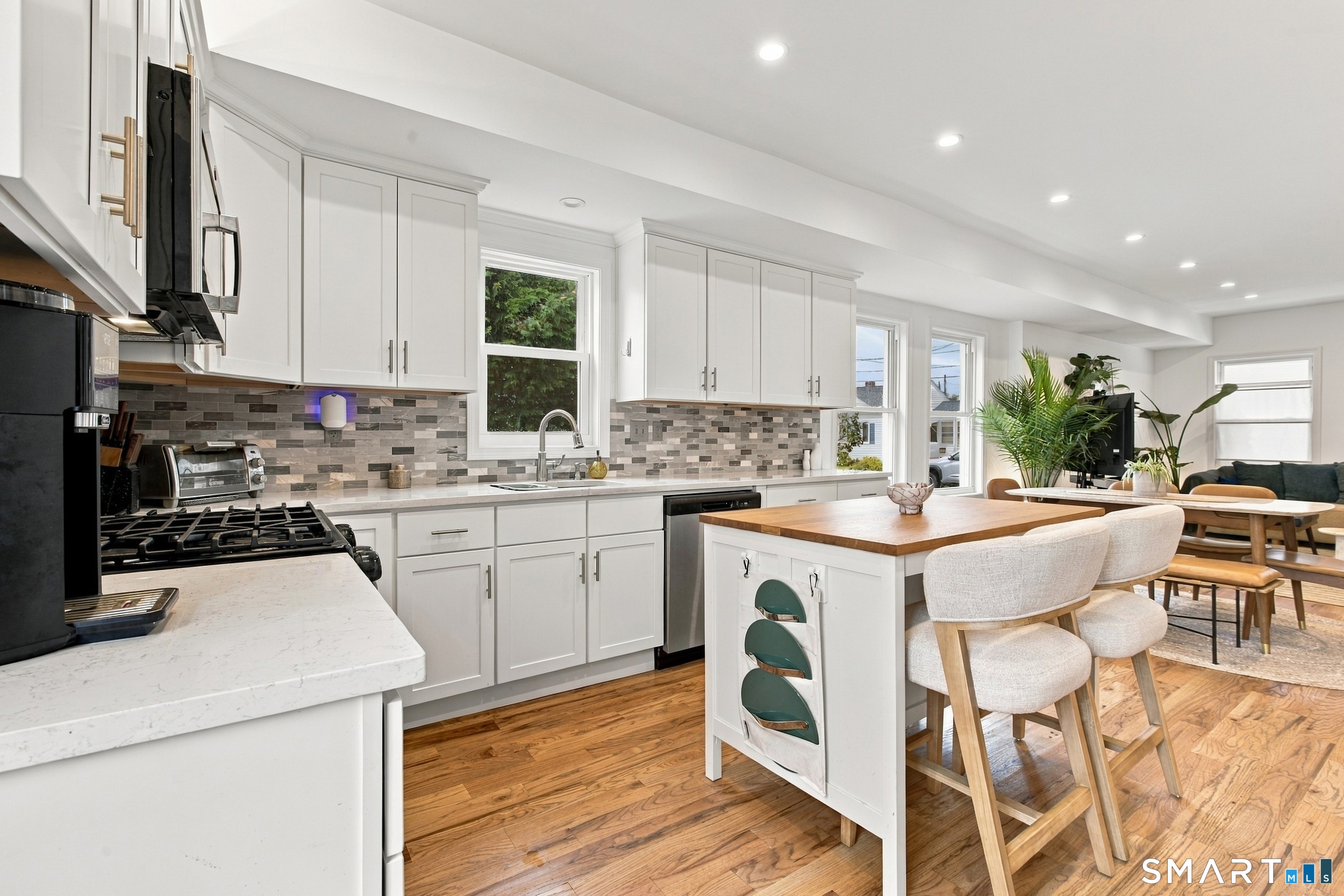 25 California Street West Haven CT 06516
