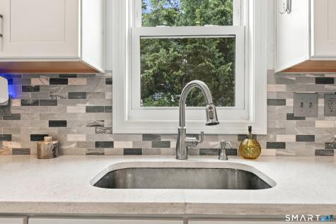 25 California Street West Haven CT 06516
