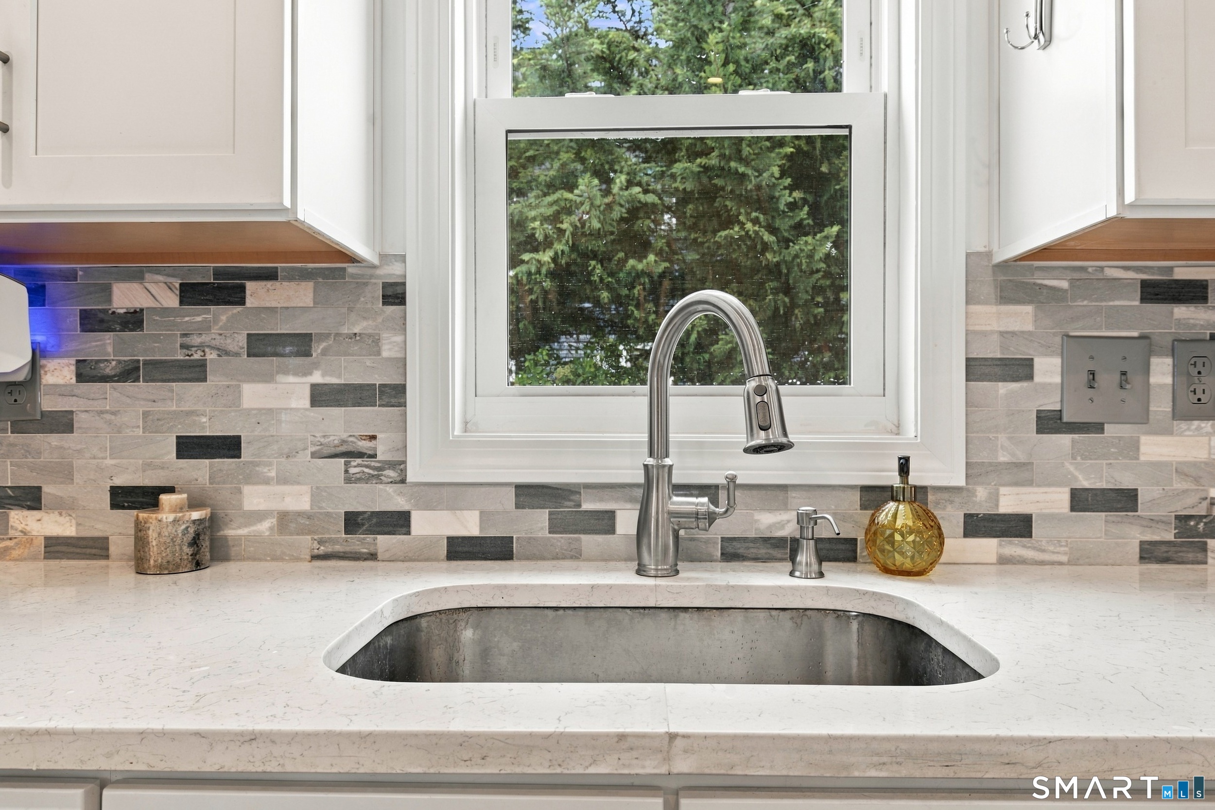 25 California Street West Haven CT 06516