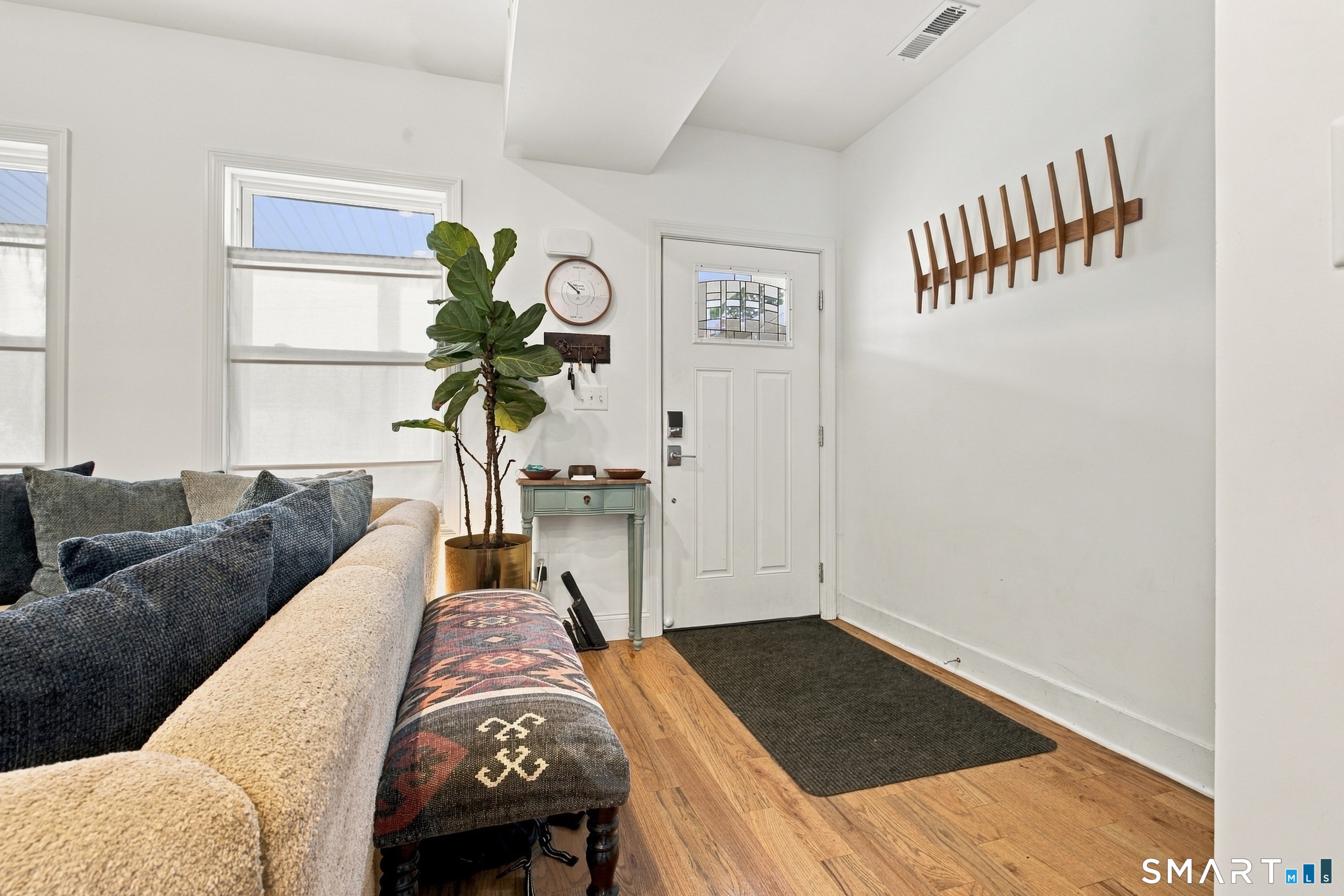 25 California Street West Haven CT 06516