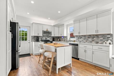 25 California Street West Haven CT 06516