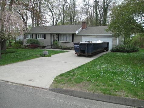11 Meadow Lane Prospect CT 06712