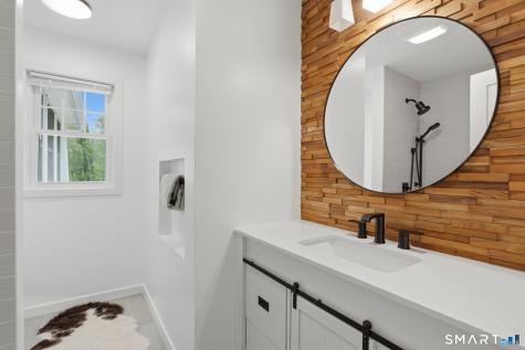 33 Jennings Lane Windham CT 06280