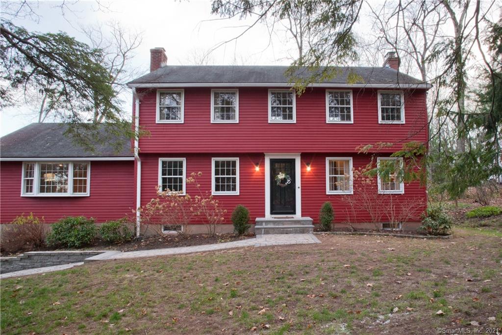 3 Powder Horn Drive Simsbury CT 06070