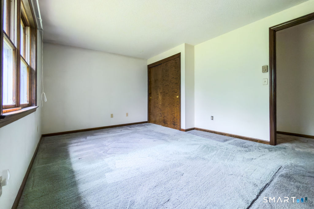 12 Sunrise Terrace Plainville CT 06062