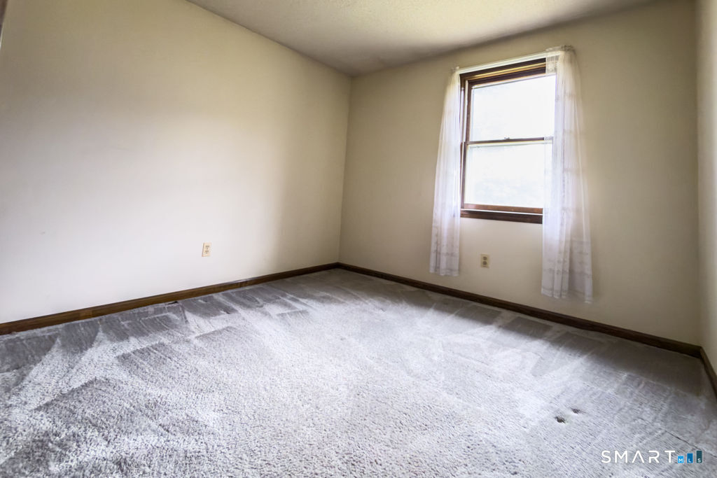 12 Sunrise Terrace Plainville CT 06062
