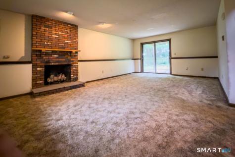 12 Sunrise Terrace Plainville CT 06062