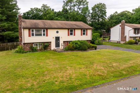 12 Sunrise Terrace Plainville CT 06062