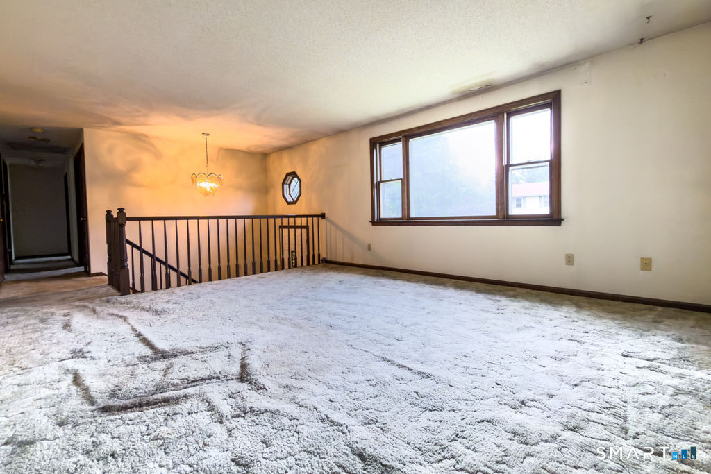 12 Sunrise Terrace Plainville CT 06062