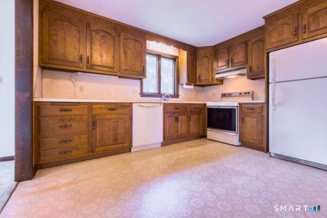 12 Sunrise Terrace Plainville CT 06062