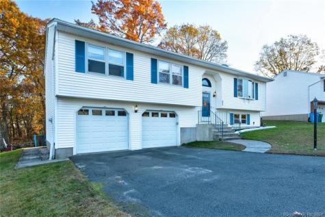 127 Kendall Circle Waterbury CT 06708