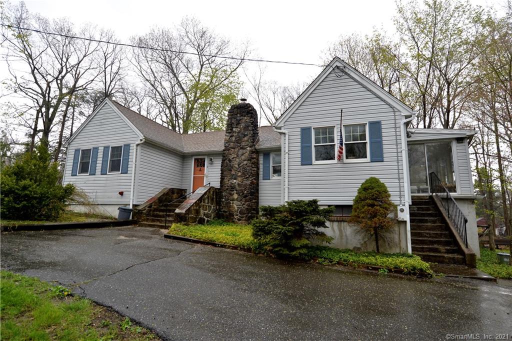 8 Oswego Road New Fairfield CT 06812