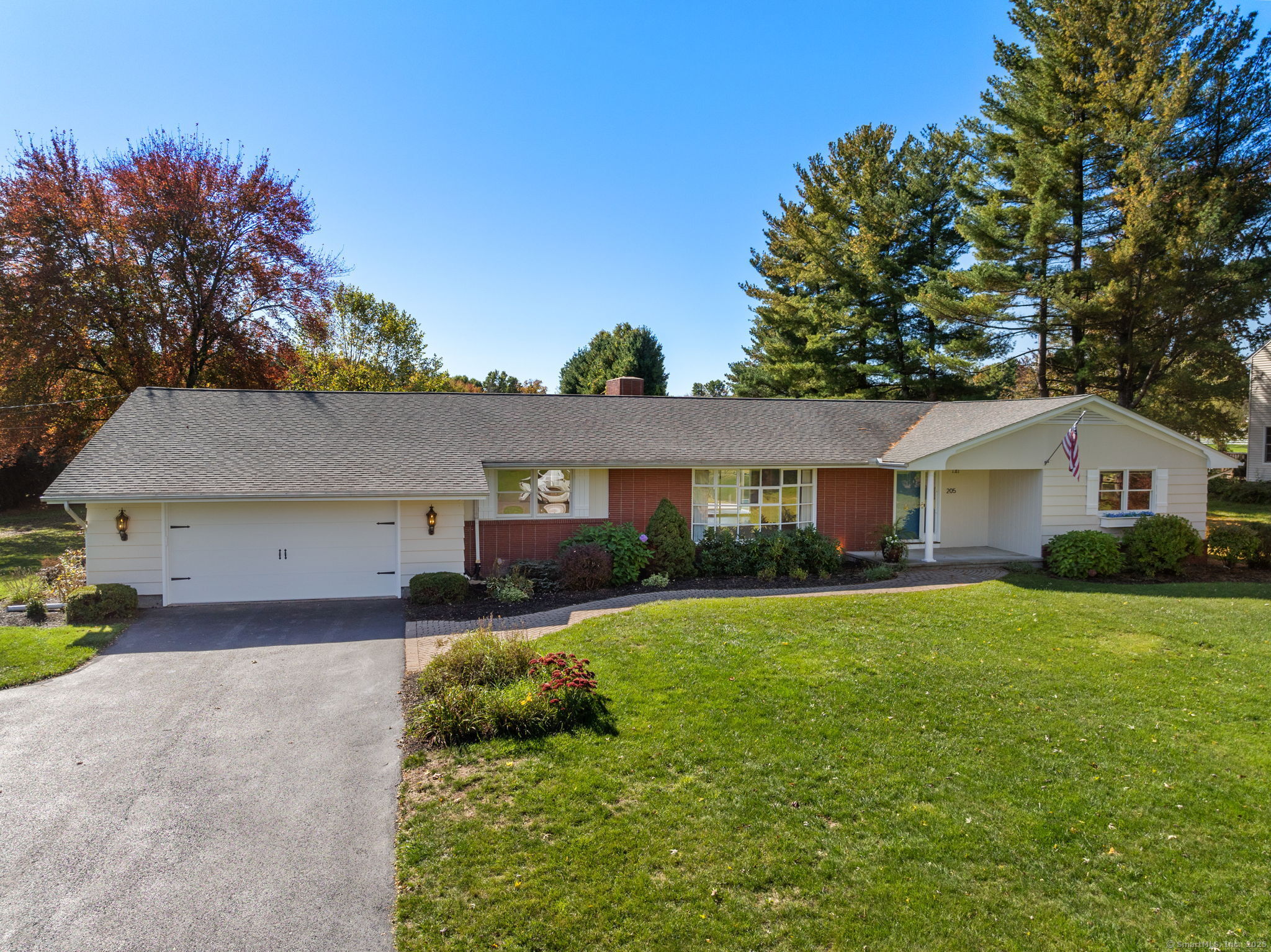 205 Fairhill Lane Suffield CT 06078