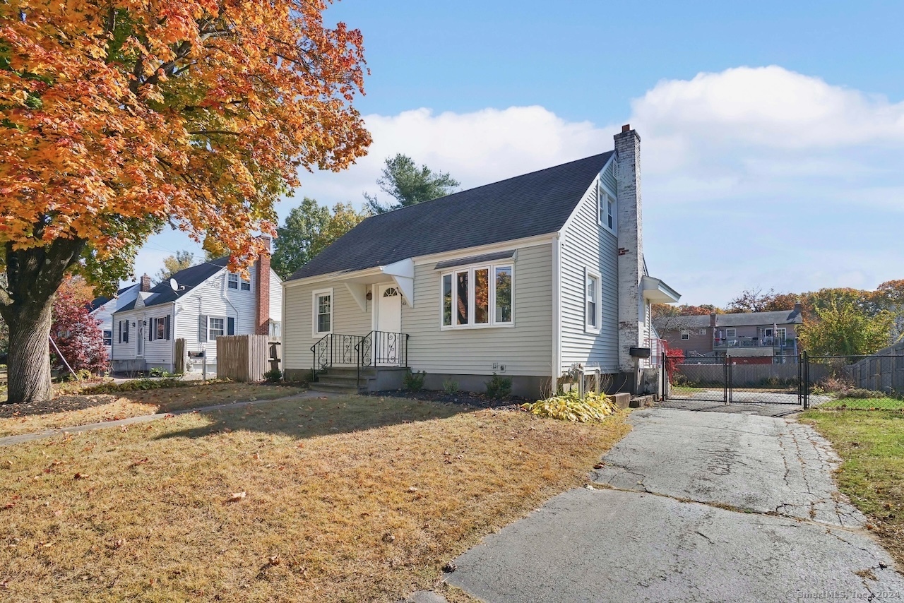 45 Salem Road East Hartford CT 06118