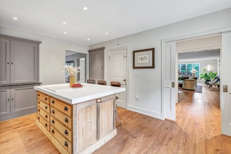 61 Clapboard Hill Road Westport CT 06880