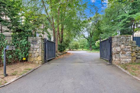 61 Clapboard Hill Road Westport CT 06880