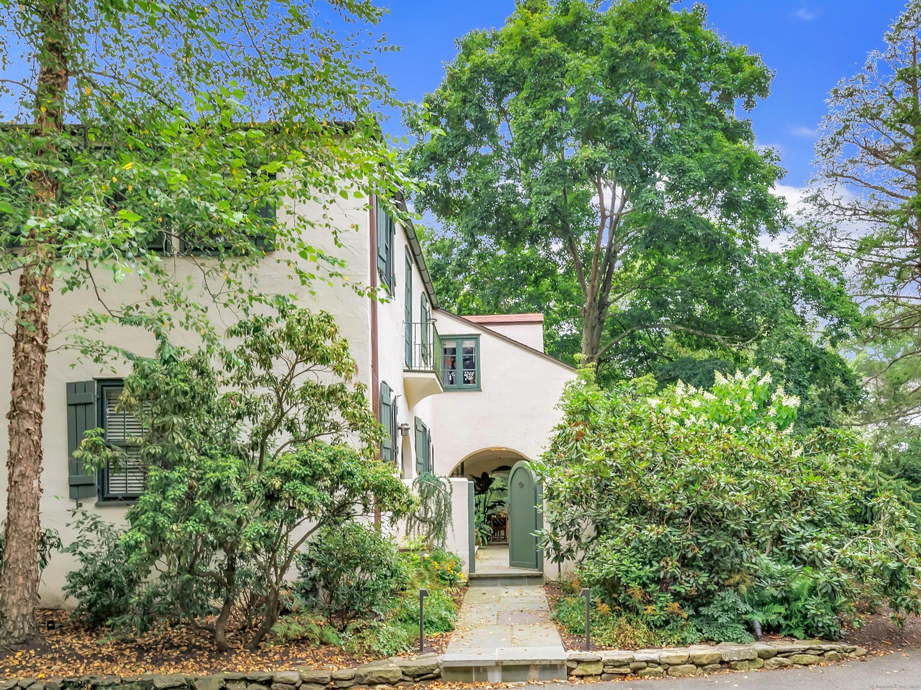 61 Clapboard Hill Road Westport CT 06880