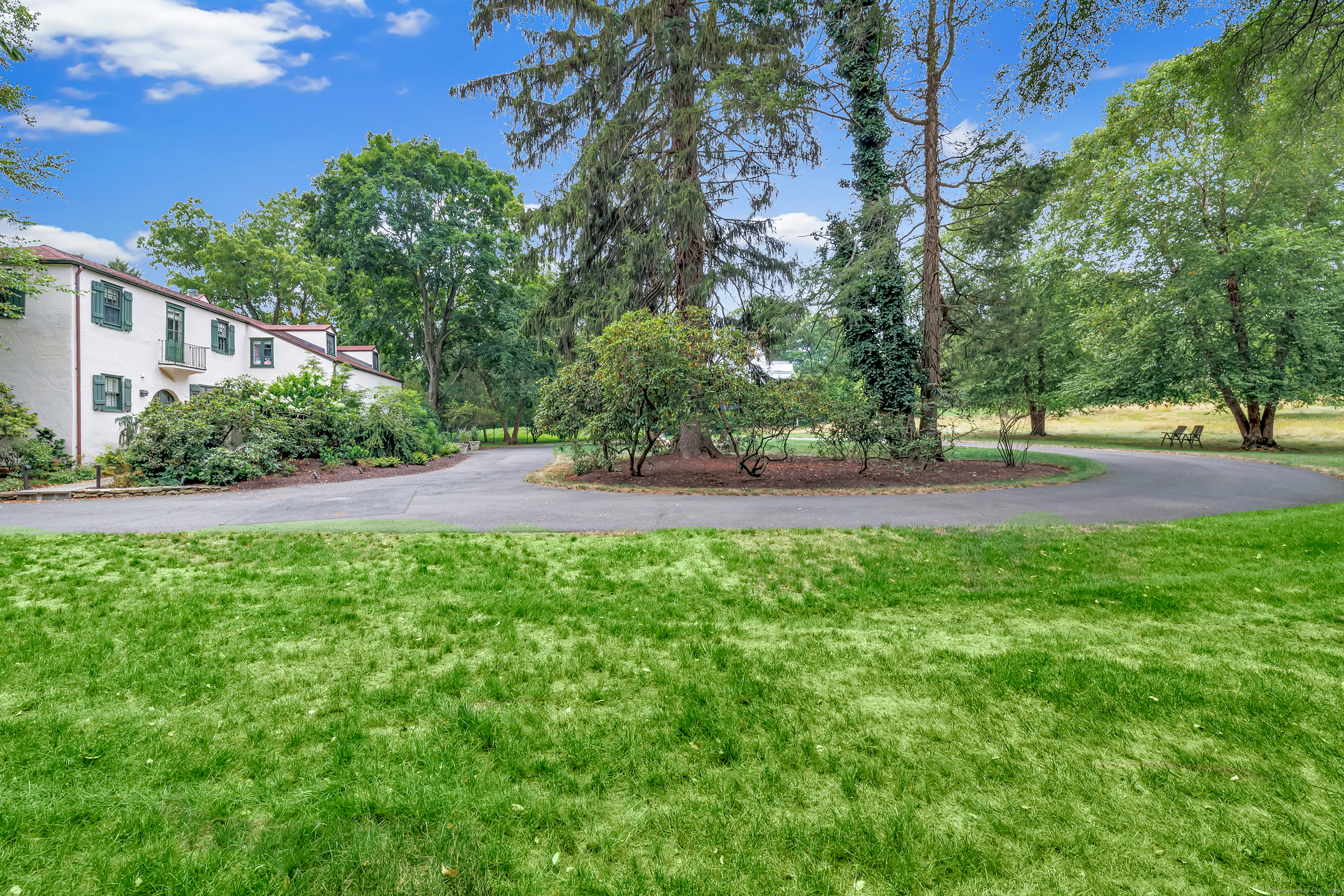 61 Clapboard Hill Road Westport CT 06880