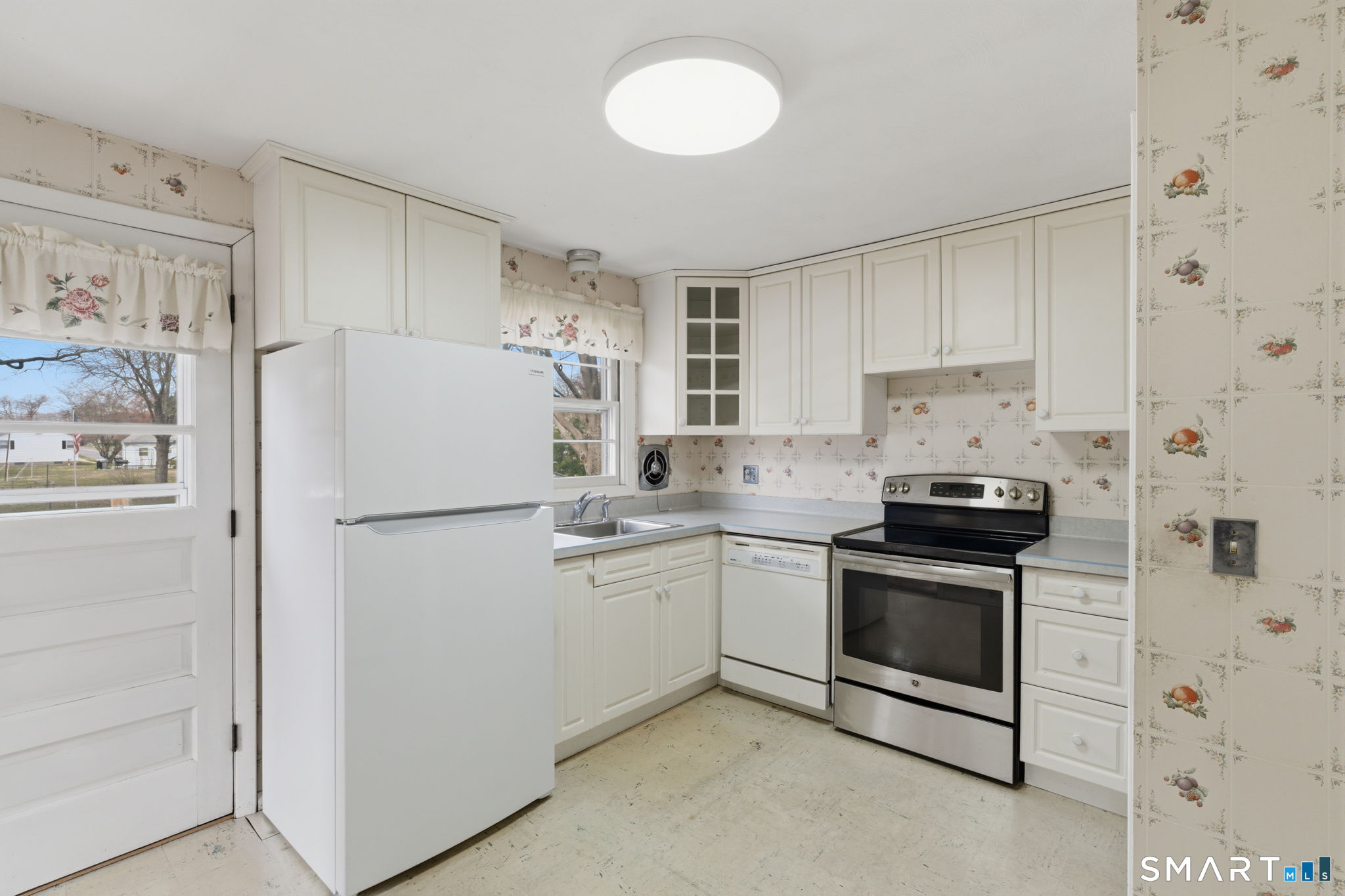 29 Butternut Drive East Hartford CT 06118