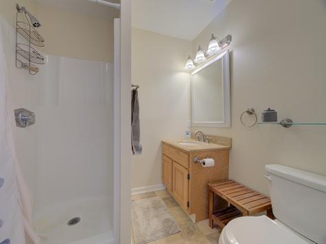 43 Kingsbury Lane Glastonbury CT 06033