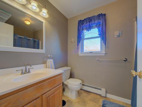 43 Kingsbury Lane Glastonbury CT 06033