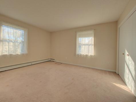 43 Kingsbury Lane Glastonbury CT 06033