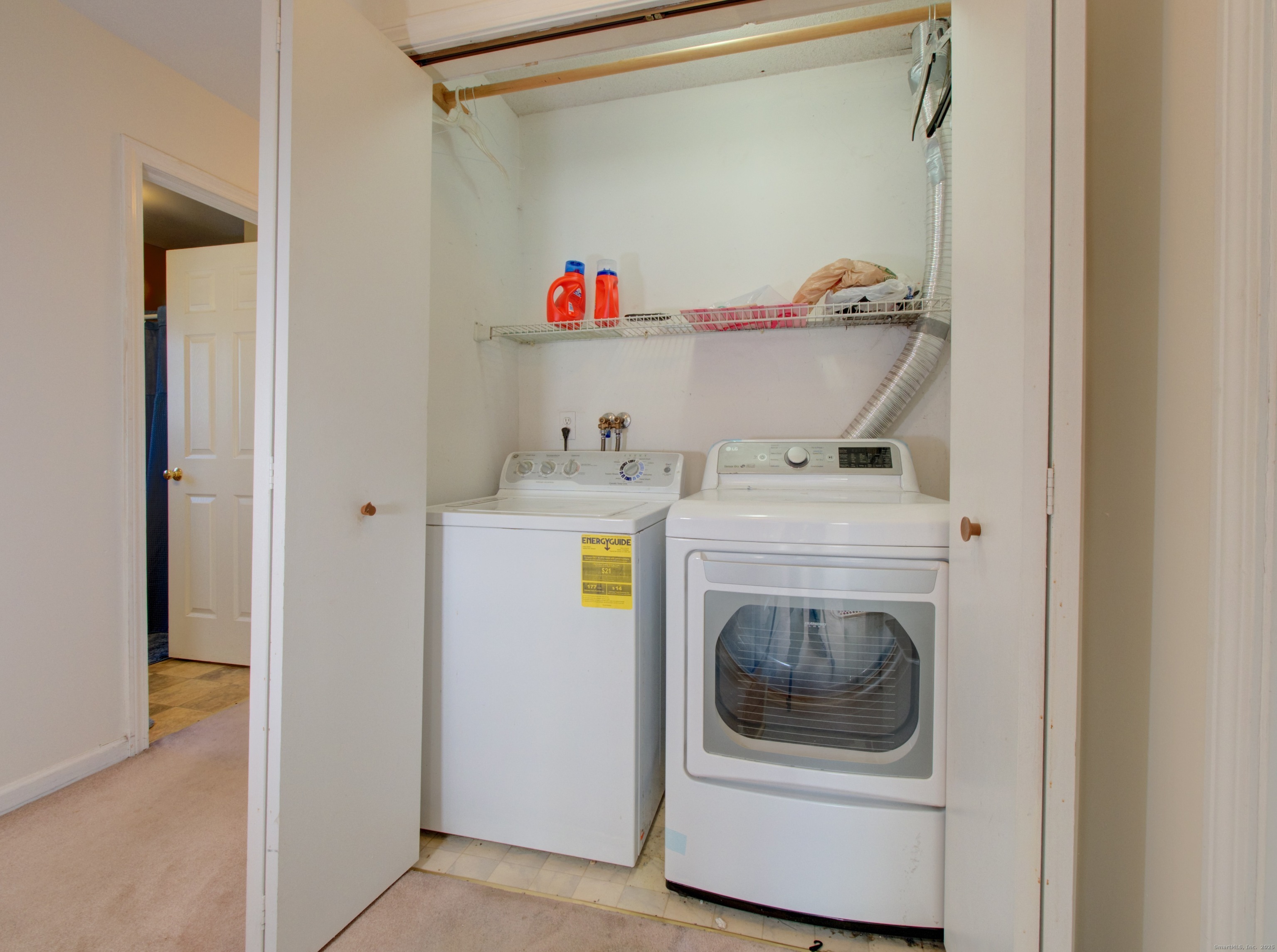 43 Kingsbury Lane Glastonbury CT 06033