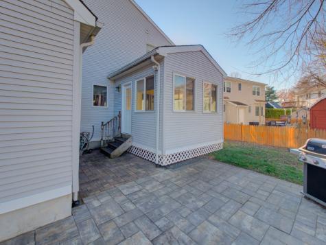 43 Kingsbury Lane Glastonbury CT 06033