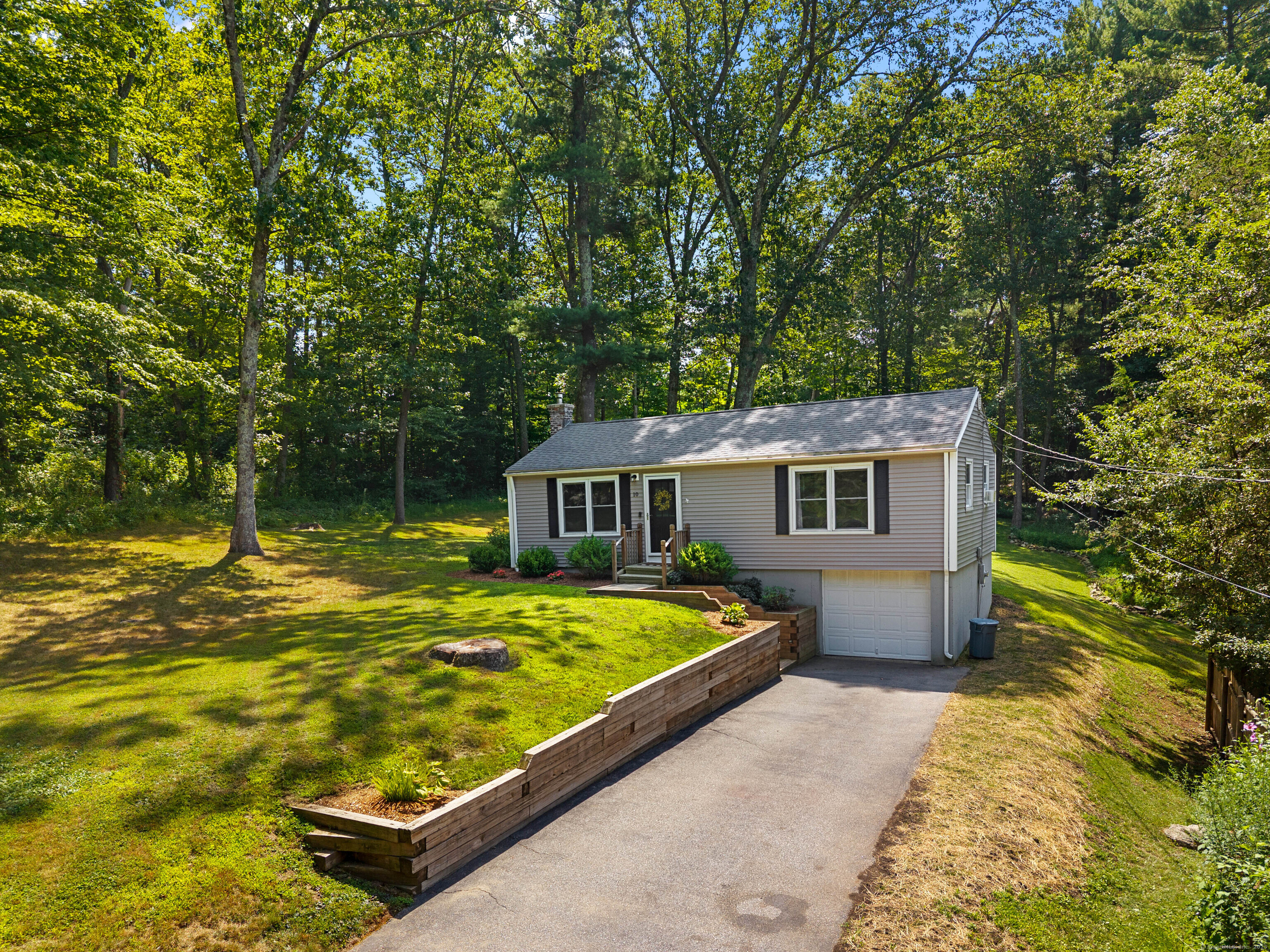 10 Phelps Road Marlborough CT 06447