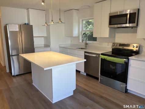 106 Deerfield Ridge Drive Groton CT 06355