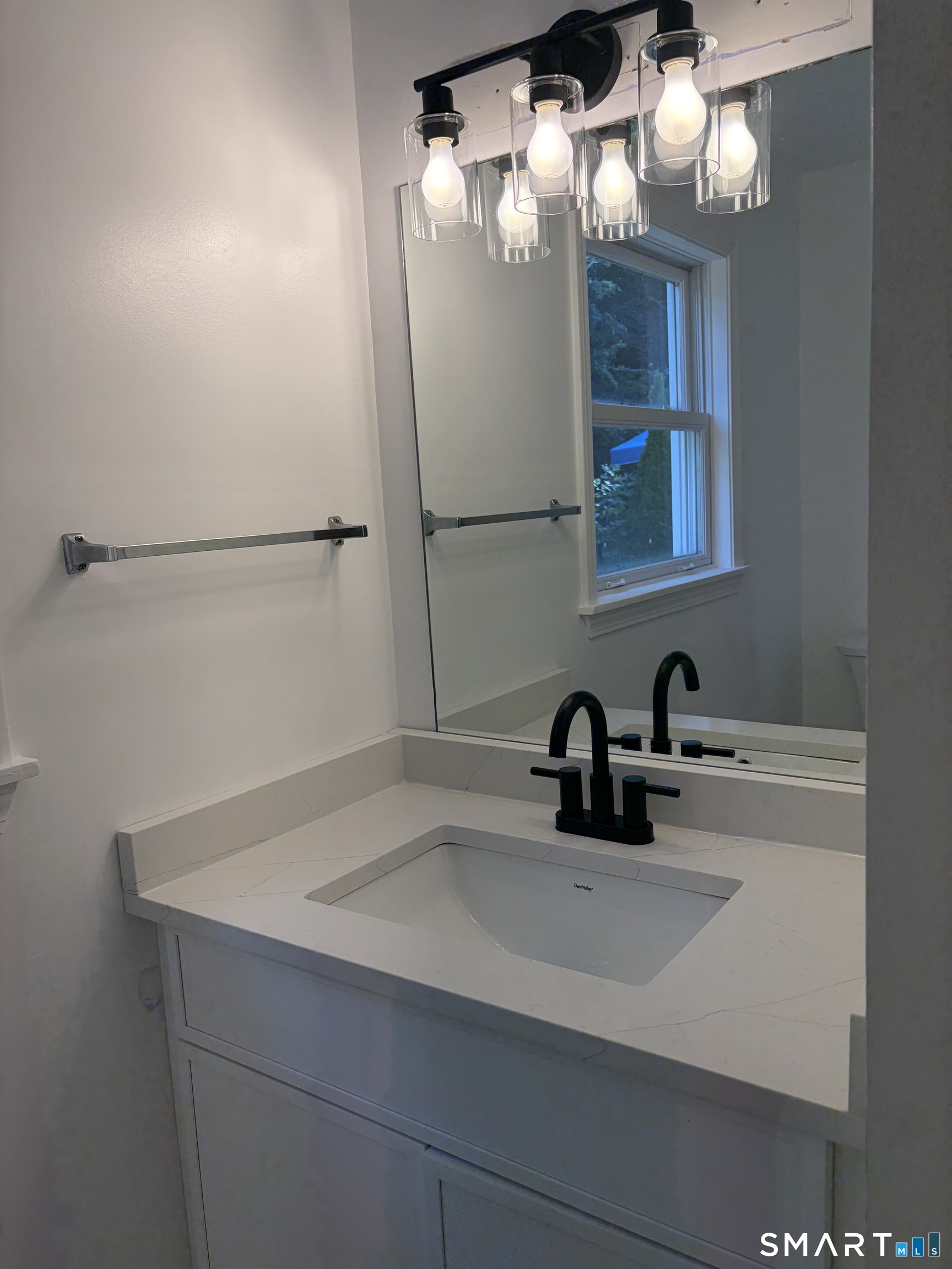 106 Deerfield Ridge Drive Groton CT 06355