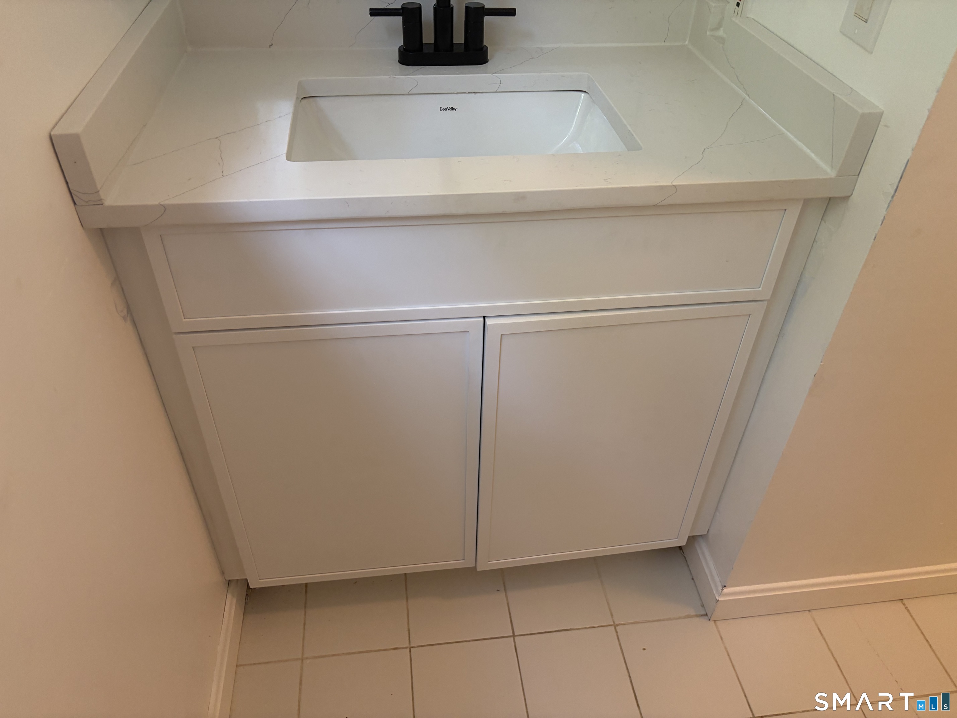 106 Deerfield Ridge Drive Groton CT 06355
