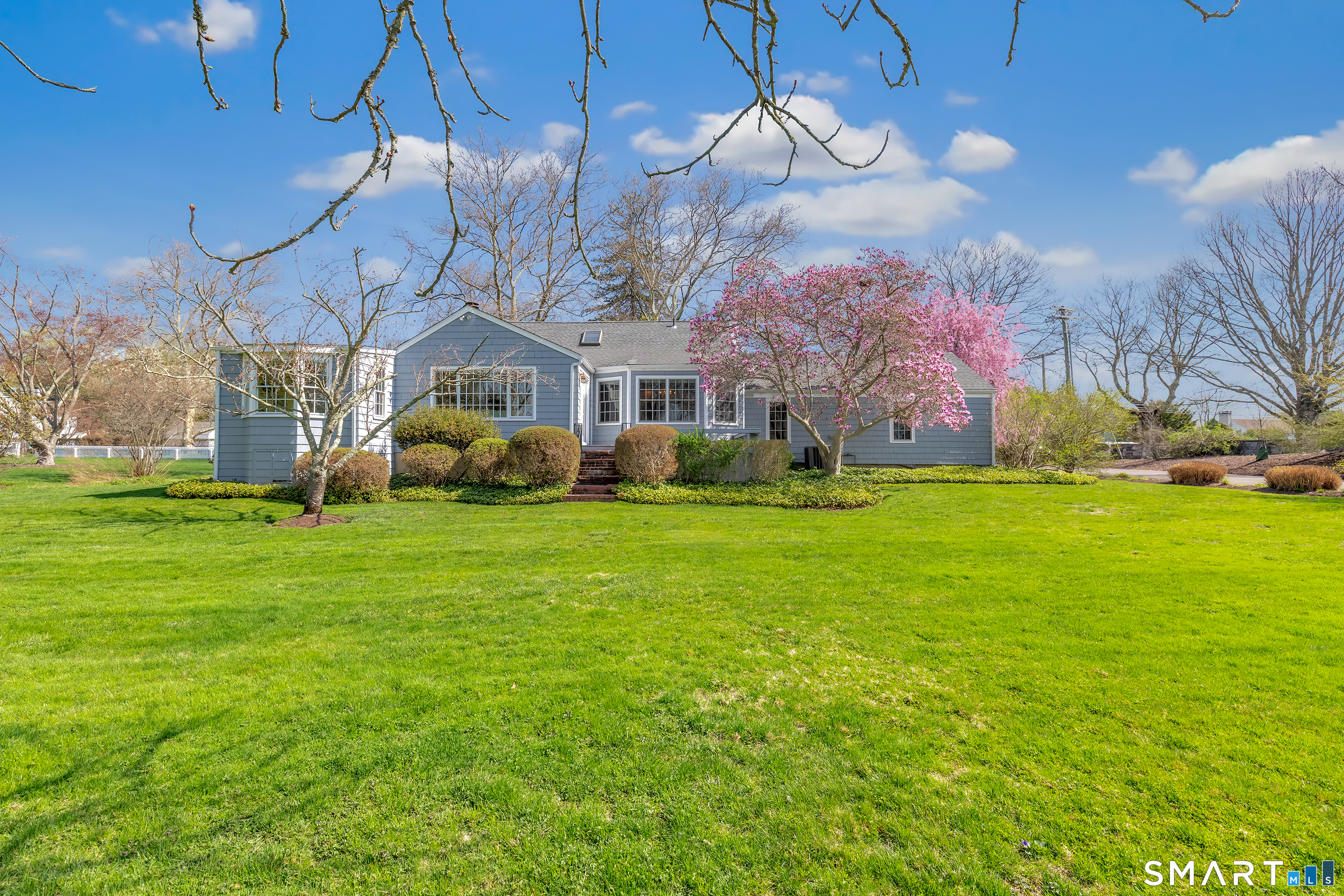 364 Beach Road Fairfield CT 06824