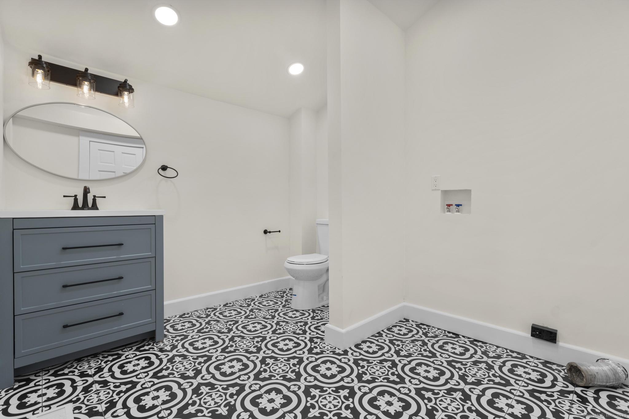 1460 Meriden Avenue Southington CT 06489