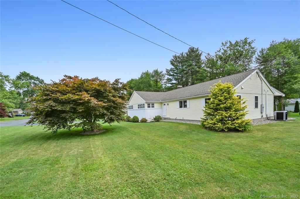 5 Stillman Road Bloomfield CT 06002
