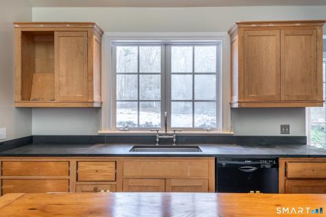 28 Squire Hill Road New Milford CT 06776