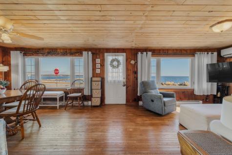 43 Attawan Avenue East Lyme CT 06357