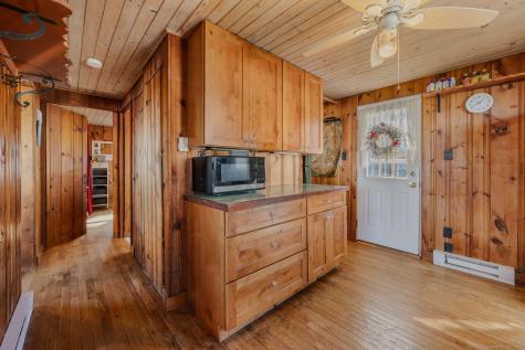 43 Attawan Avenue East Lyme CT 06357