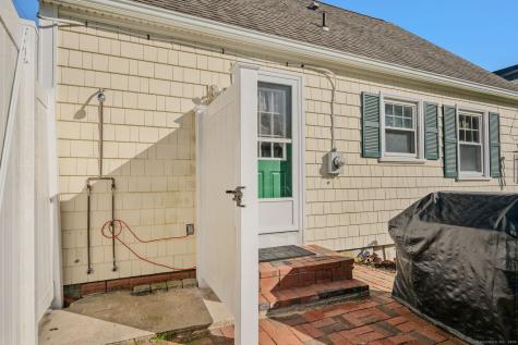 43 Attawan Avenue East Lyme CT 06357