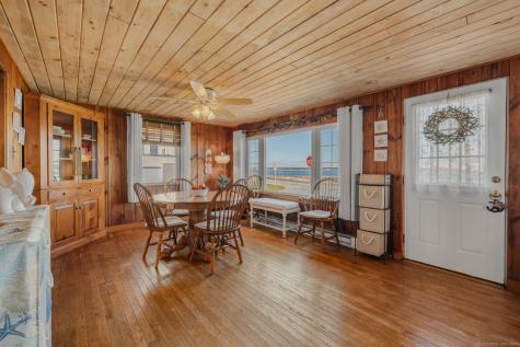 43 Attawan Avenue East Lyme CT 06357