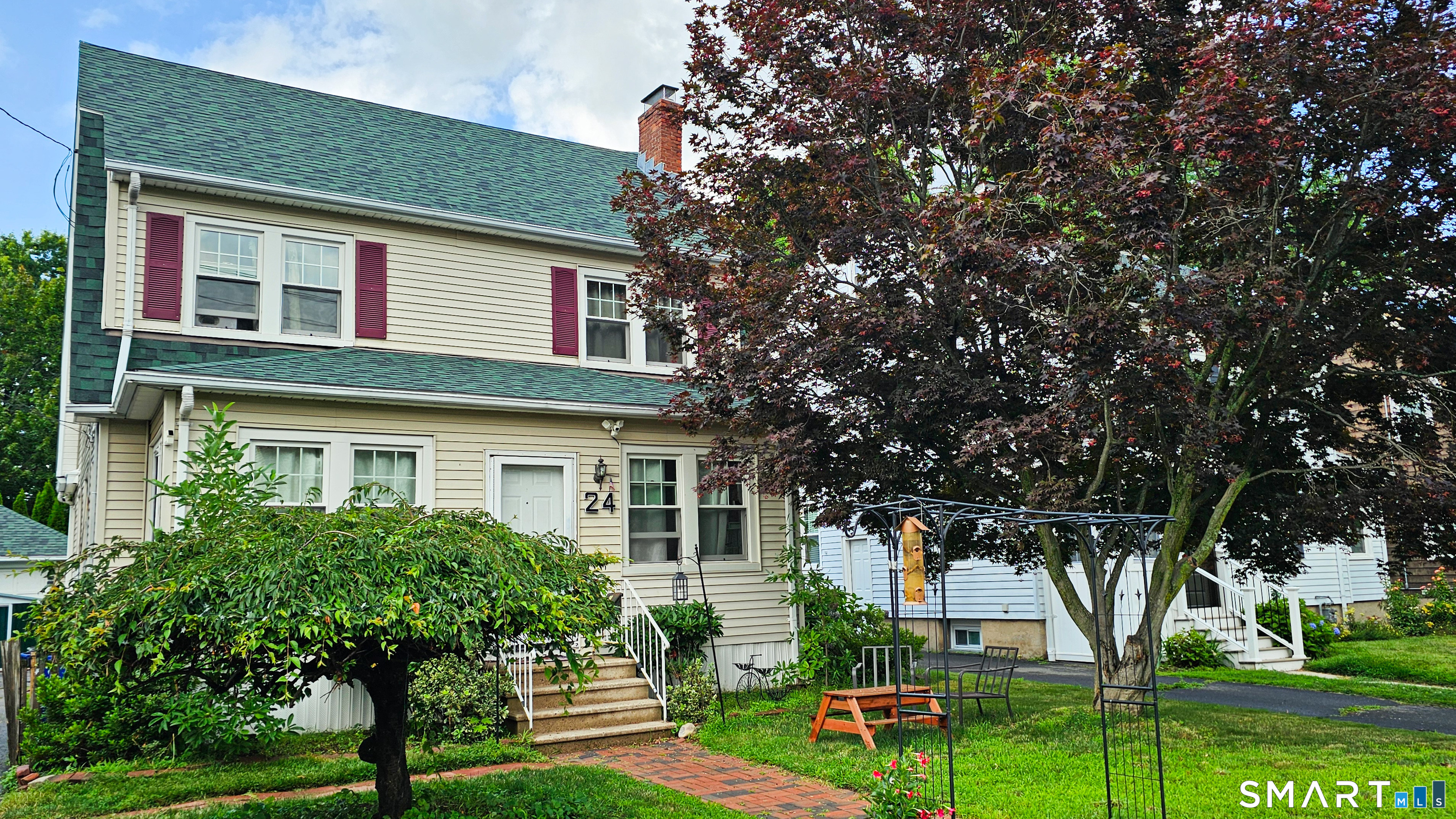 24 White Avenue West Hartford CT 06119