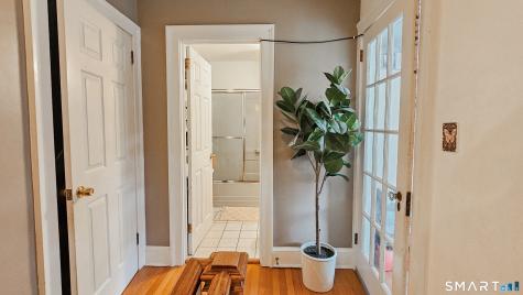 24 White Avenue West Hartford CT 06119