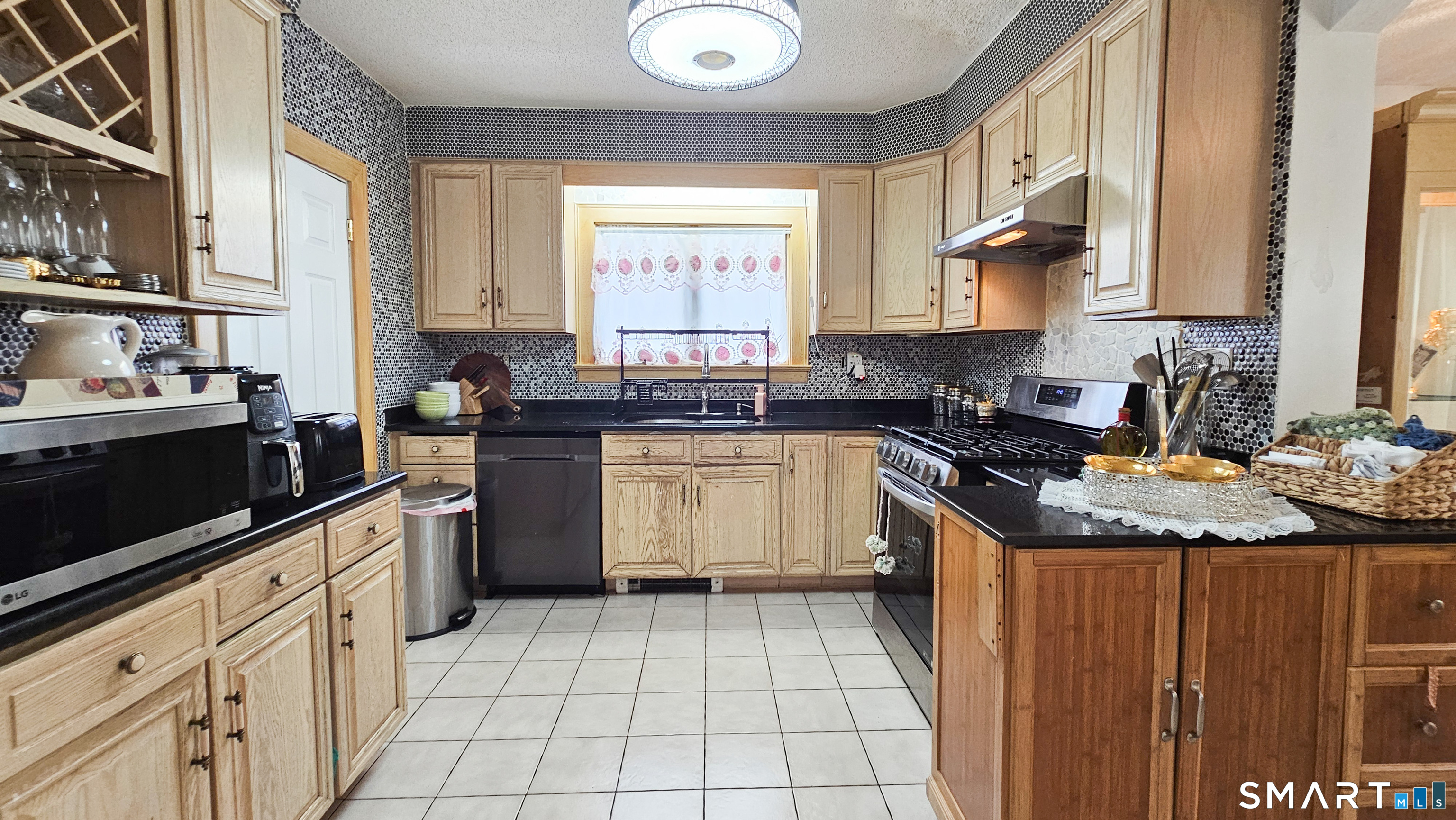 24 White Avenue West Hartford CT 06119