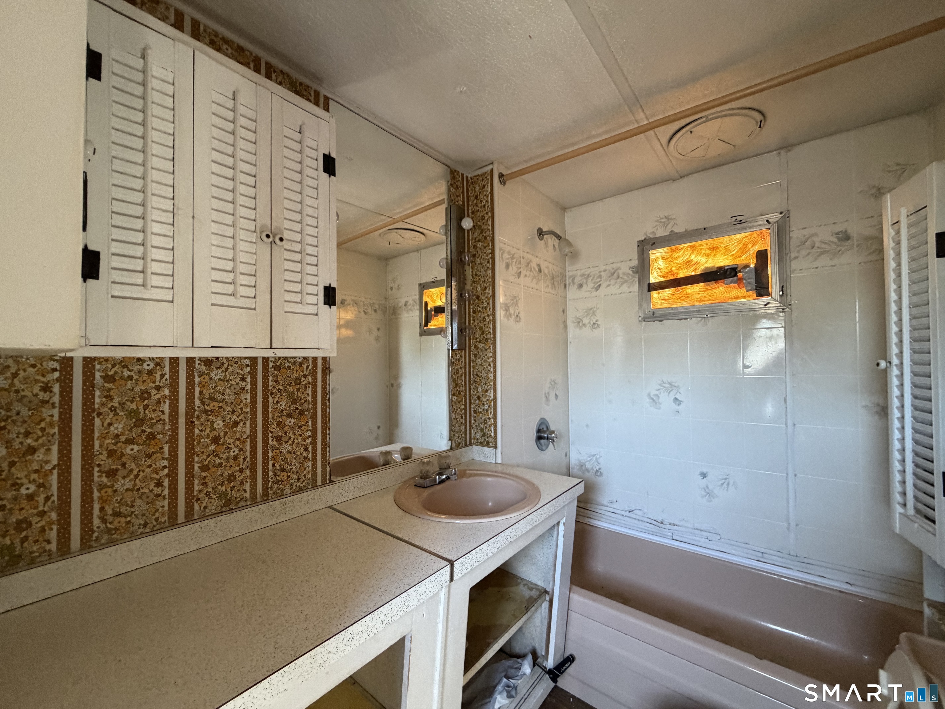 14 Mountainview Road East Hampton CT 06424