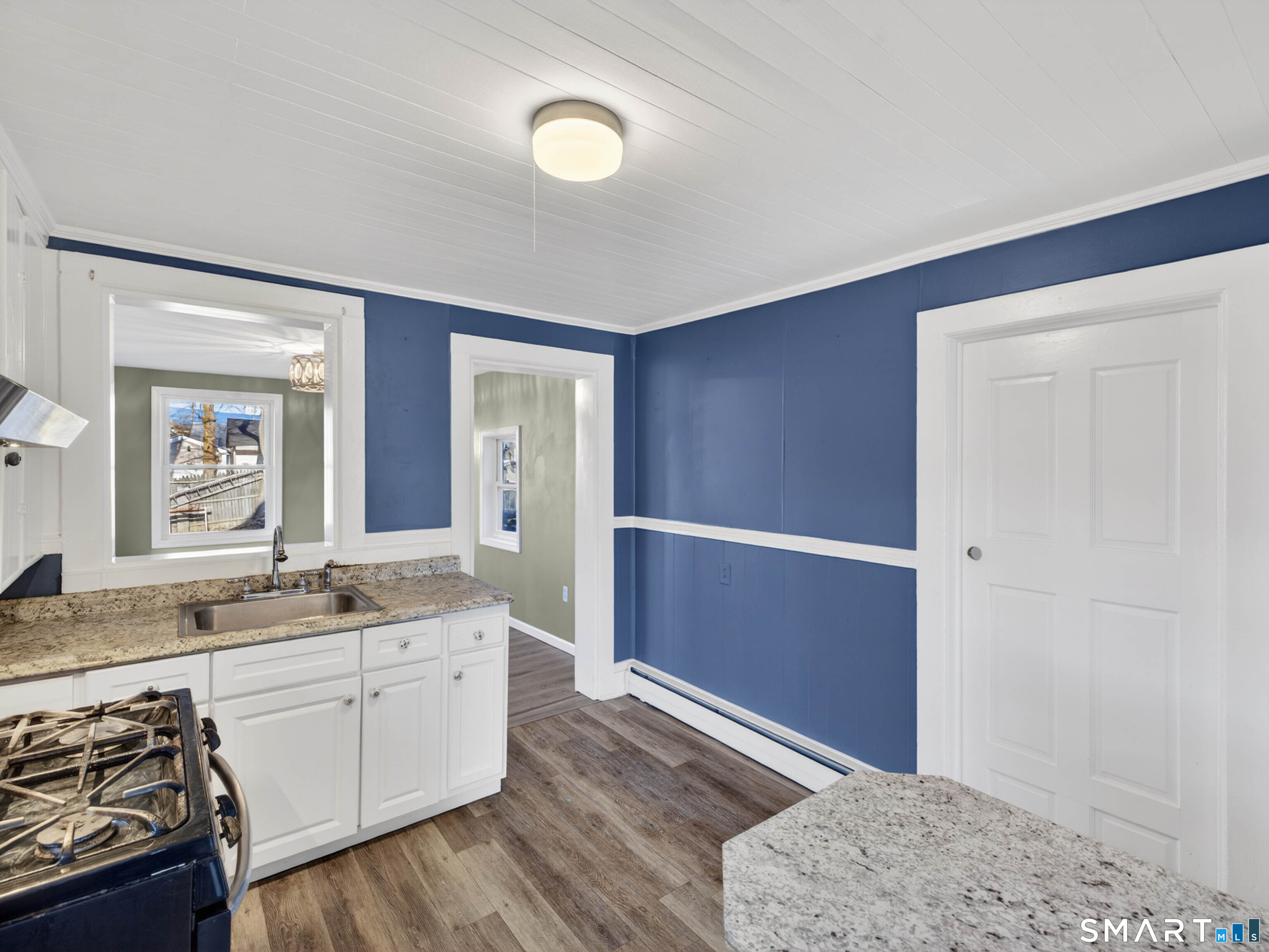 12 Clover Court New London CT 06320
