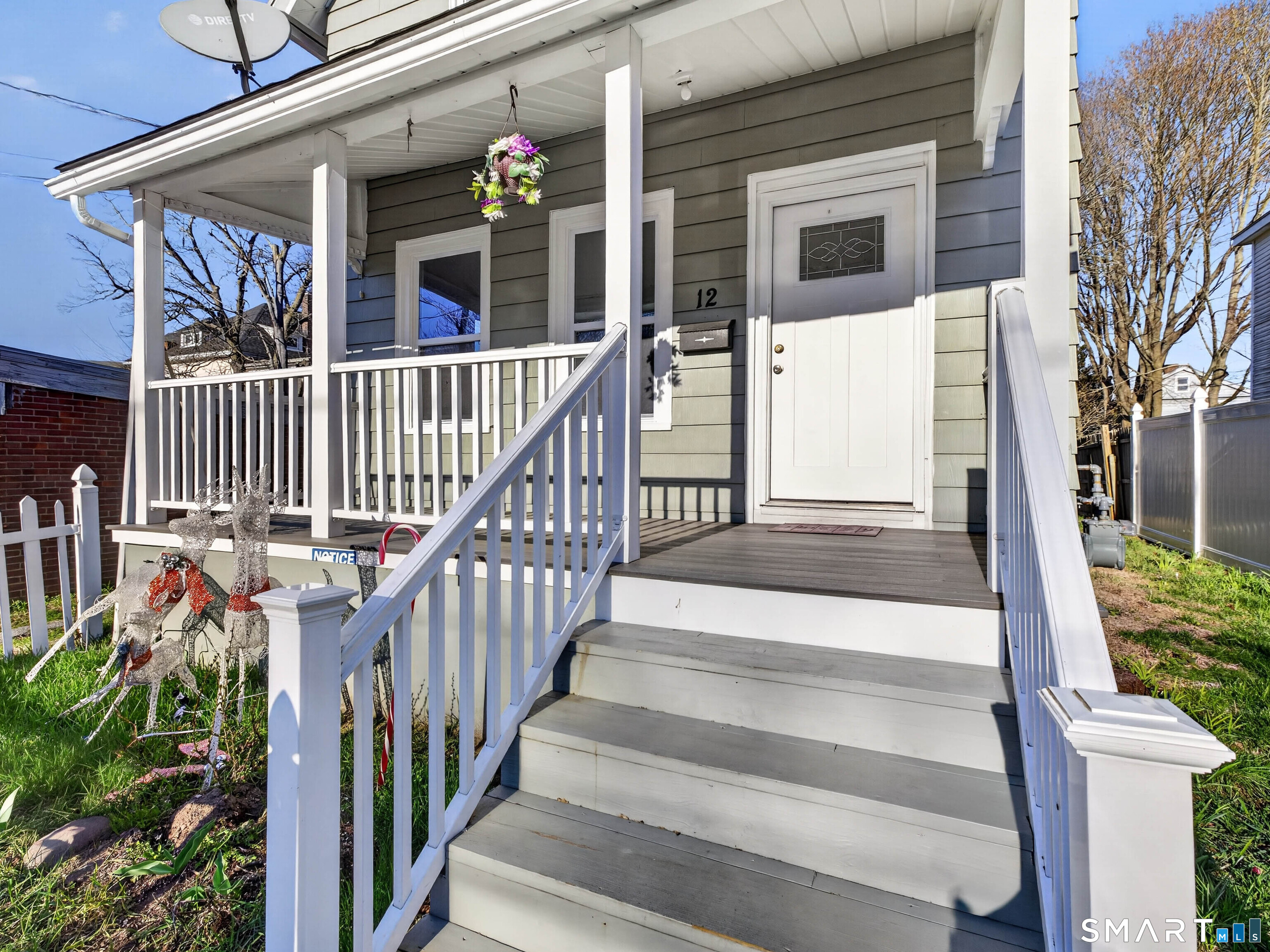 12 Clover Court New London CT 06320