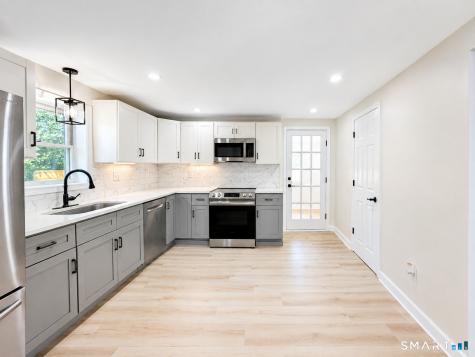 24 Bushnell Avenue Newington CT 06111