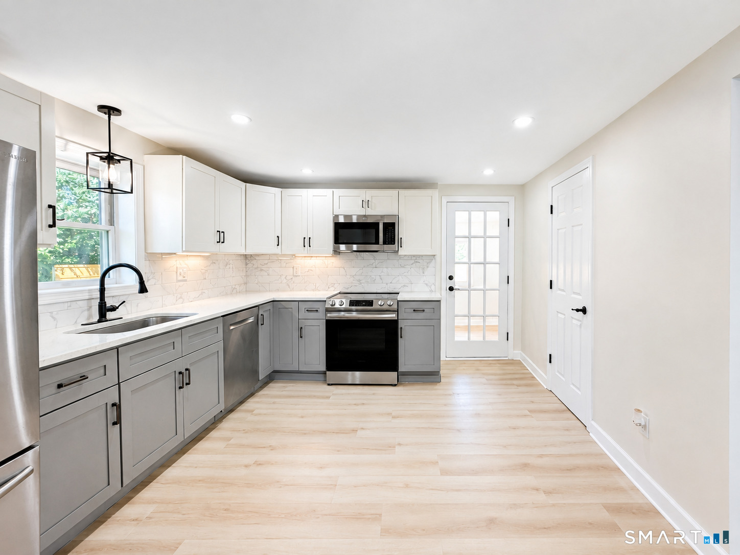 24 Bushnell Avenue Newington CT 06111