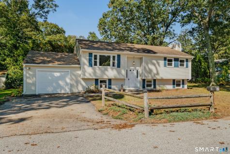 8 Holdsworth Road Preston CT 06365
